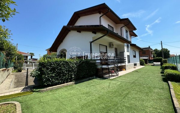 casa indipendente in vendita a Rivarolo Canavese