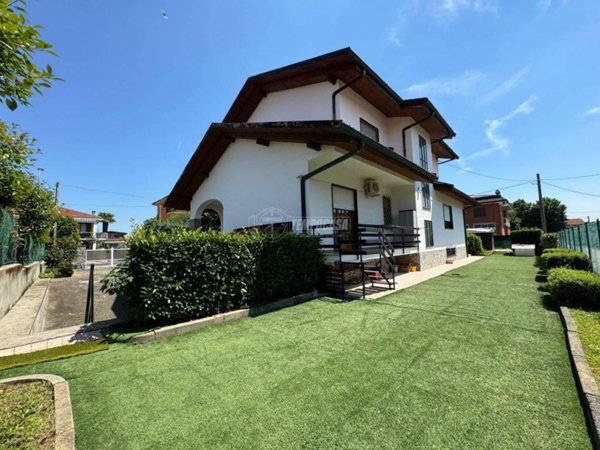 casa indipendente in vendita a Rivarolo Canavese