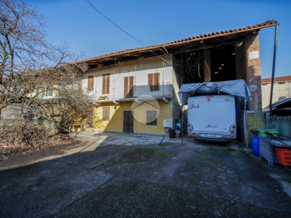 casa semindipendente in vendita a Rivarolo Canavese in zona Argentera