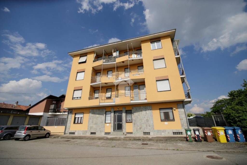 appartamento in vendita a Rivarolo Canavese in zona Bonaudi