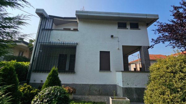 casa indipendente in vendita a Rivarolo Canavese