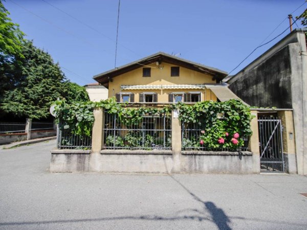 casa indipendente in vendita a Rivarolo Canavese