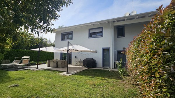 casa indipendente in vendita a Rivarolo Canavese