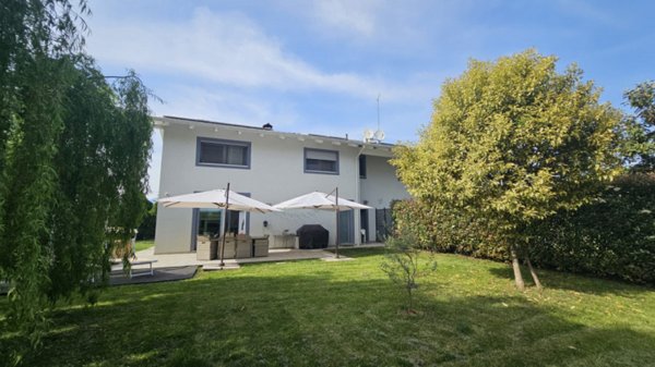 casa indipendente in vendita a Rivarolo Canavese