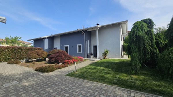 casa indipendente in vendita a Rivarolo Canavese