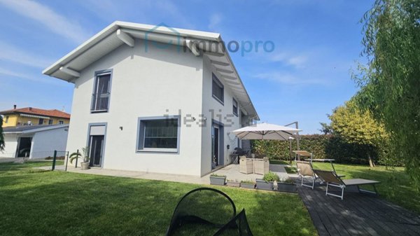 casa indipendente in vendita a Rivarolo Canavese