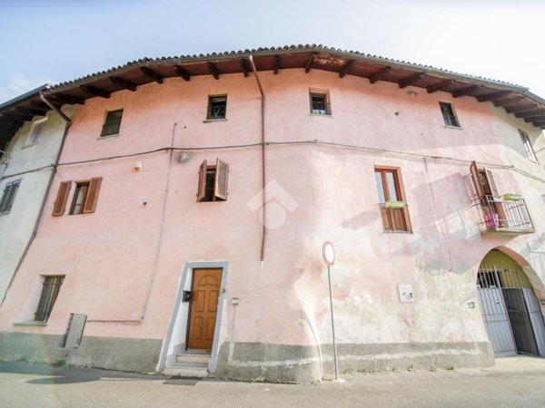 casa indipendente in vendita a Rivarolo Canavese