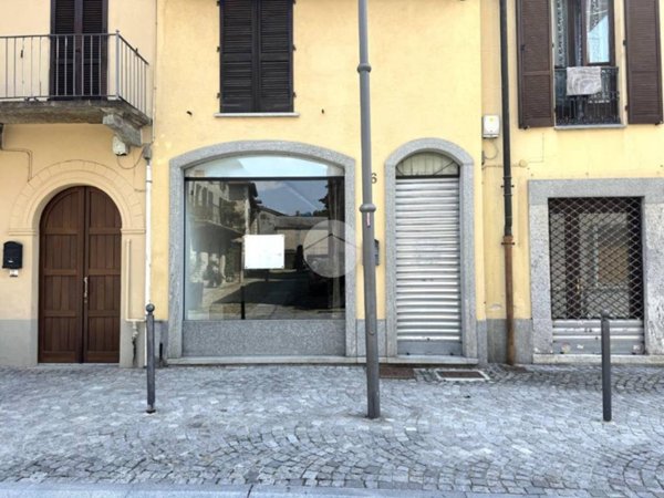 negozio in vendita a Rivarolo Canavese