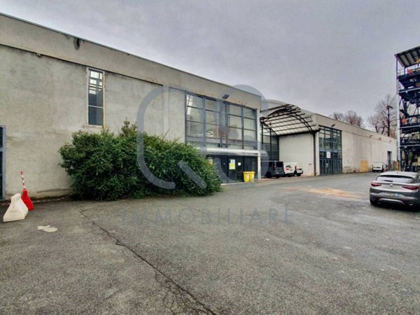 locale commerciale in vendita a Rivarolo Canavese