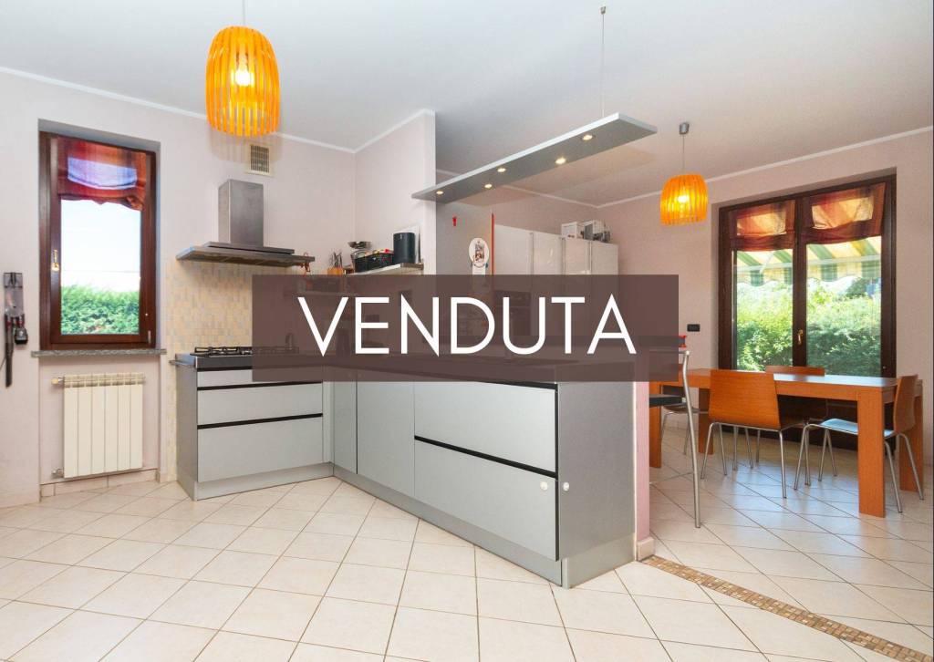 casa indipendente in vendita a Rivarolo Canavese