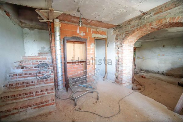 casa indipendente in vendita a Rivarolo Canavese in zona Vesignano