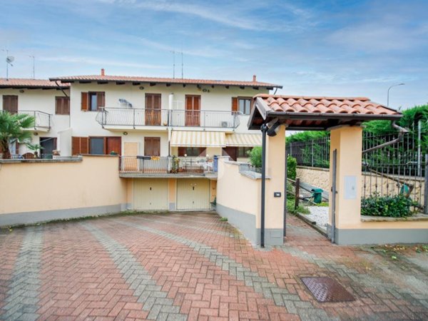casa indipendente in vendita a Rivarolo Canavese
