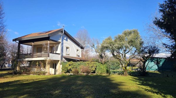 casa indipendente in vendita a Rivarolo Canavese