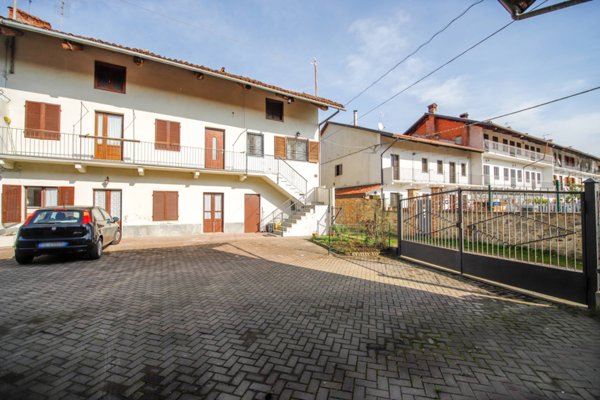 casa indipendente in vendita a Rivarolo Canavese in zona Argentera