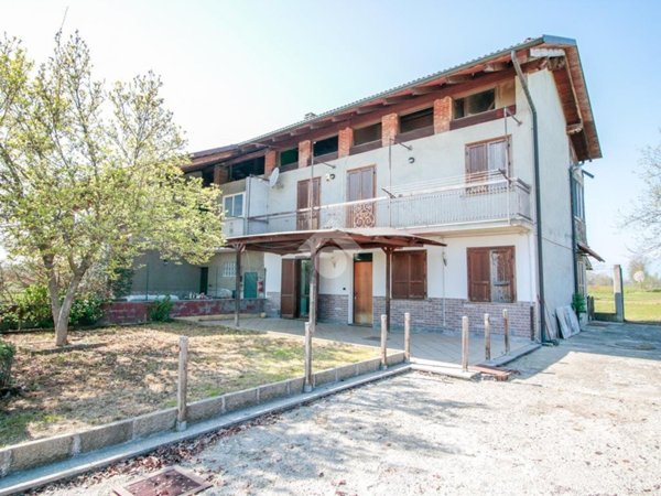casa indipendente in vendita a Rivarolo Canavese in zona Argentera