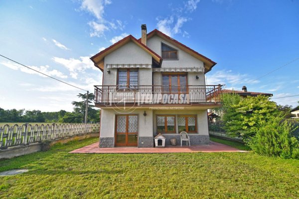 casa indipendente in vendita a Rivarolo Canavese
