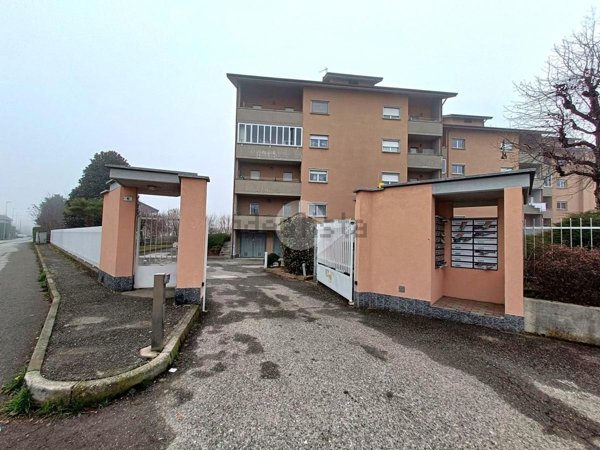 locale di sgombero in vendita a Rivarolo Canavese