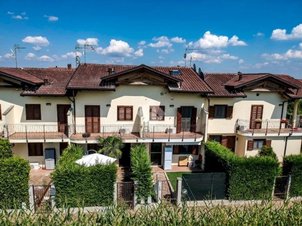 casa indipendente in vendita a Rivarolo Canavese in zona Argentera
