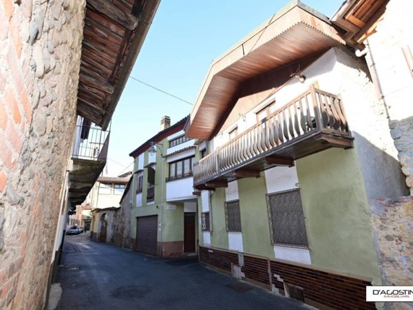 casa indipendente in vendita a Rivarolo Canavese