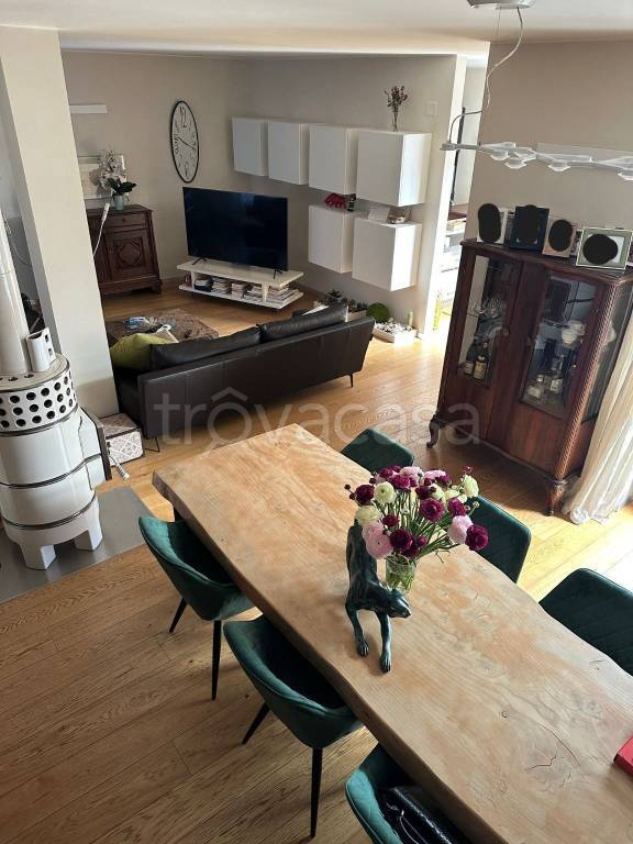 casa indipendente in vendita a Rivarolo Canavese in zona Sant'Anna