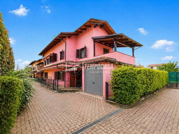 casa indipendente in vendita a Rivarolo Canavese
