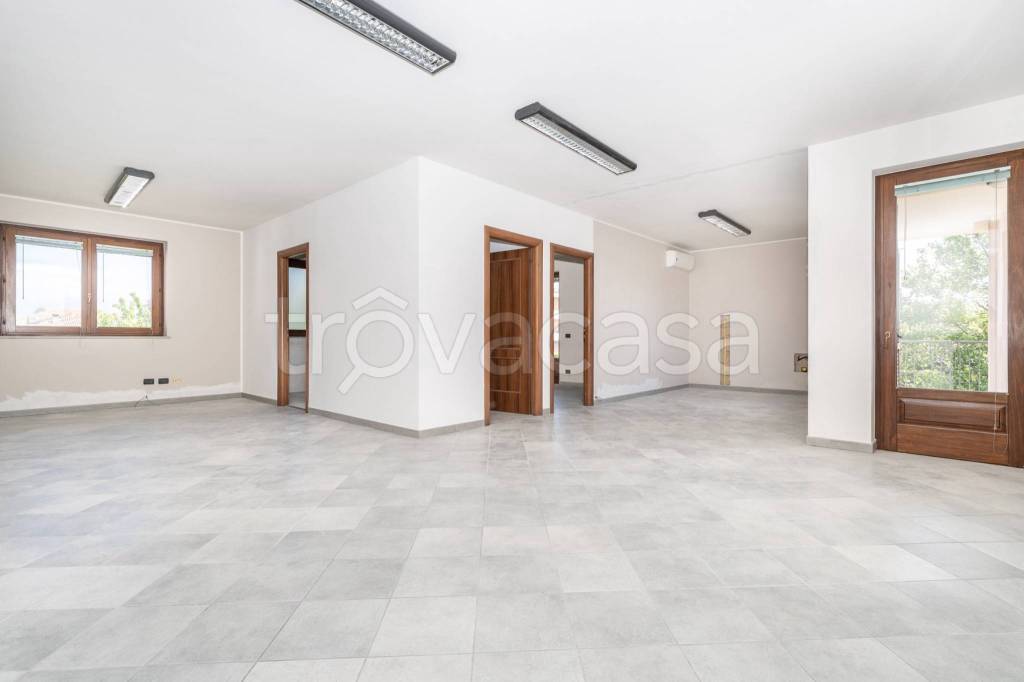 appartamento in vendita a Rivarolo Canavese in zona Pasquaro