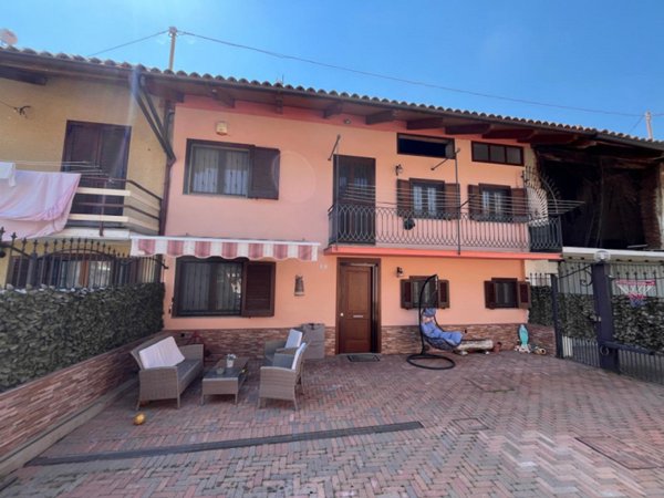 casa indipendente in vendita a Rivarolo Canavese in zona Argentera