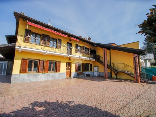 appartamento in vendita a Rivarolo Canavese in zona Vesignano