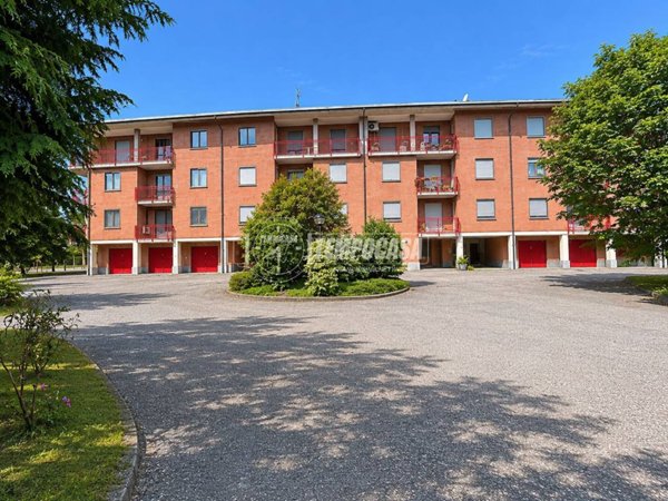 appartamento in vendita a Rivarolo Canavese in zona Pasquaro