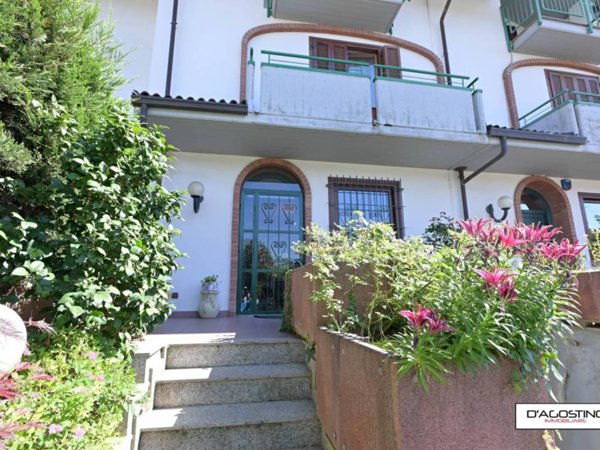 casa indipendente in vendita a Rivarolo Canavese in zona Pasquaro