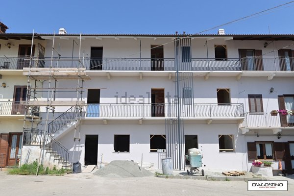 appartamento in vendita a Rivarolo Canavese in zona Vesignano