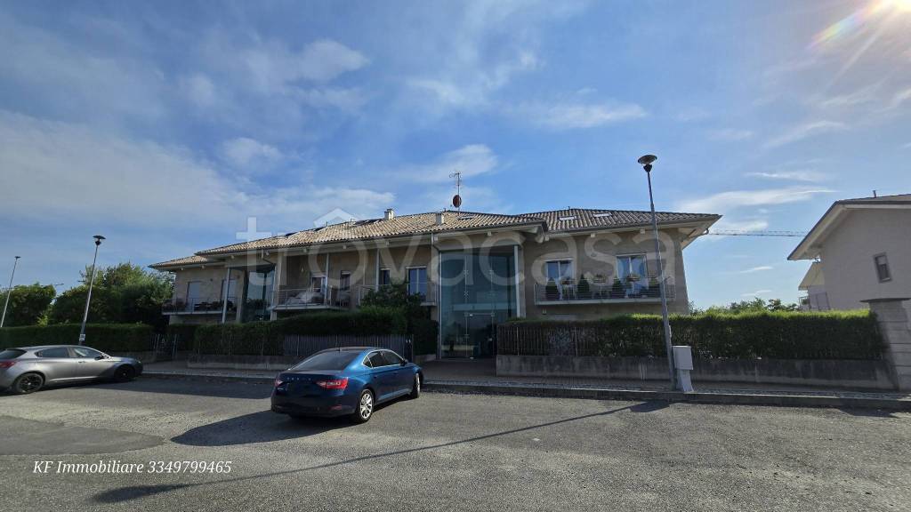 appartamento in vendita a Rivarolo Canavese in zona Vesignano