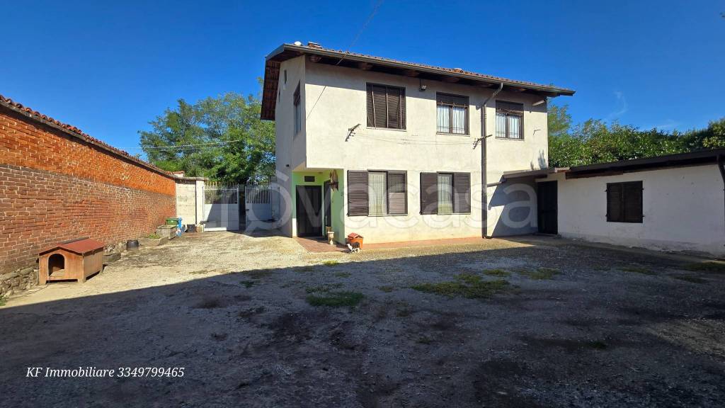 casa indipendente in vendita a Rivarolo Canavese in zona Vesignano