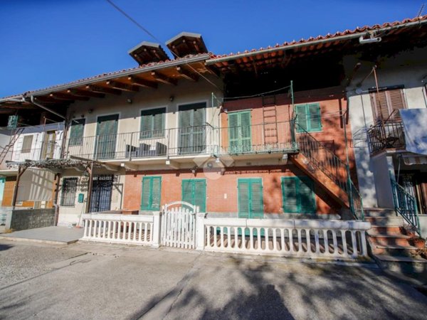 casa semindipendente in vendita a Rivarolo Canavese