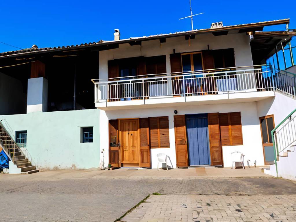 casa indipendente in vendita a Rivarolo Canavese in zona Argentera