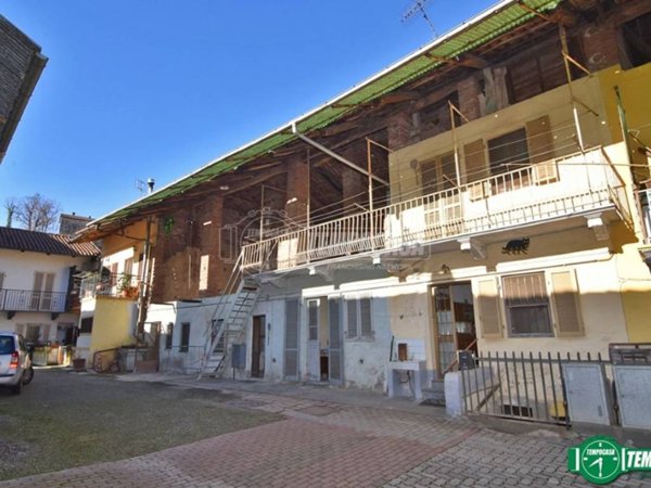 casa indipendente in vendita a Rivarossa