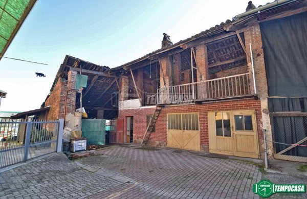 casa indipendente in vendita a Rivarossa