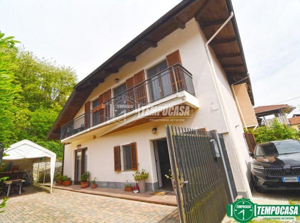 casa indipendente in vendita a Rivarossa