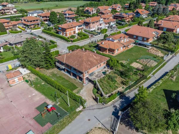 casa indipendente in vendita a Rivarossa
