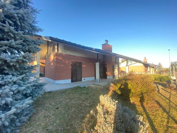casa indipendente in vendita a Rivarossa