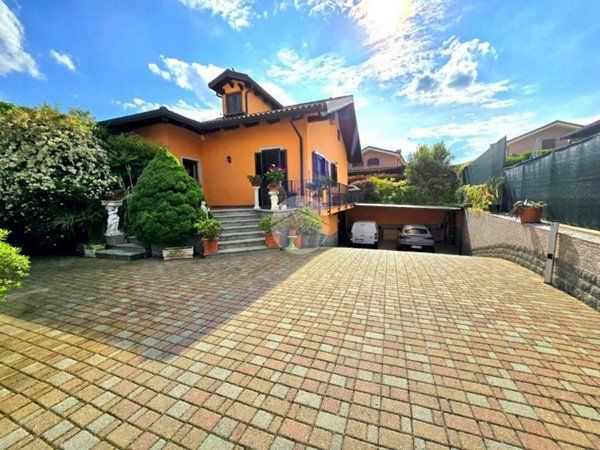 casa indipendente in vendita a Rivarossa