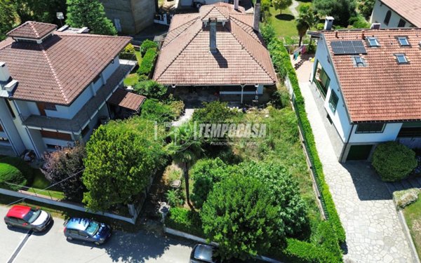 casa indipendente in vendita a Rivarossa