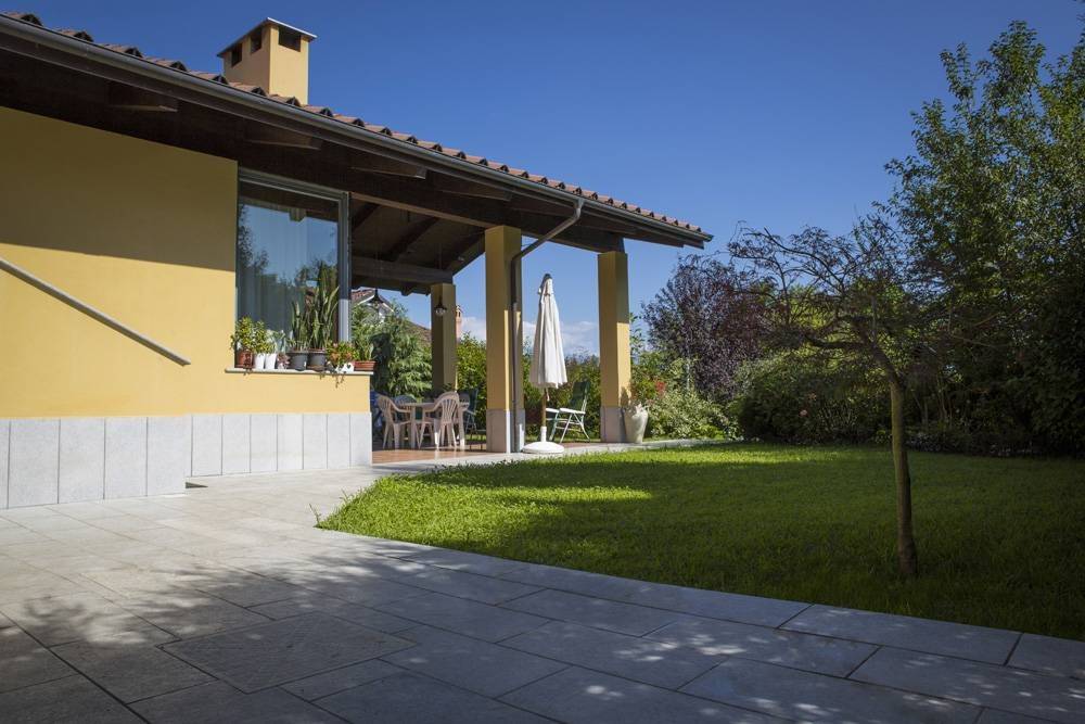 casa indipendente in vendita a Rivarossa