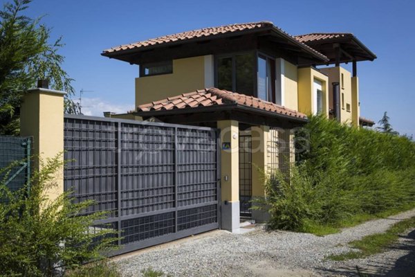 casa indipendente in vendita a Rivarossa