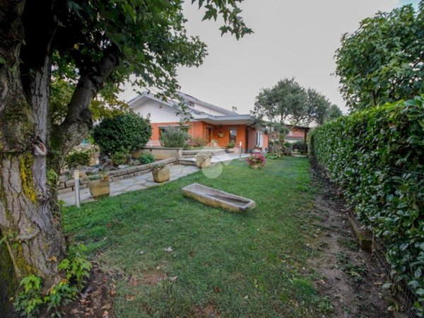 casa indipendente in vendita a Rivarossa