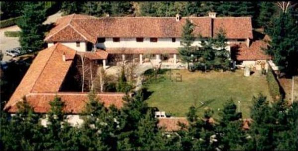 esavano in vendita a Rivarossa