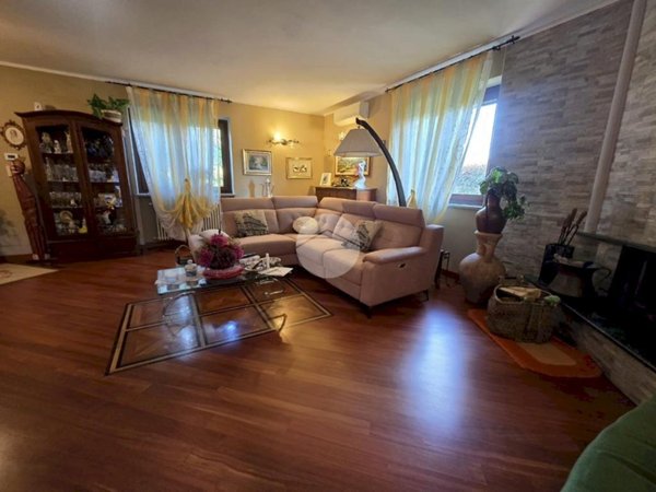 casa indipendente in vendita a Rivarossa