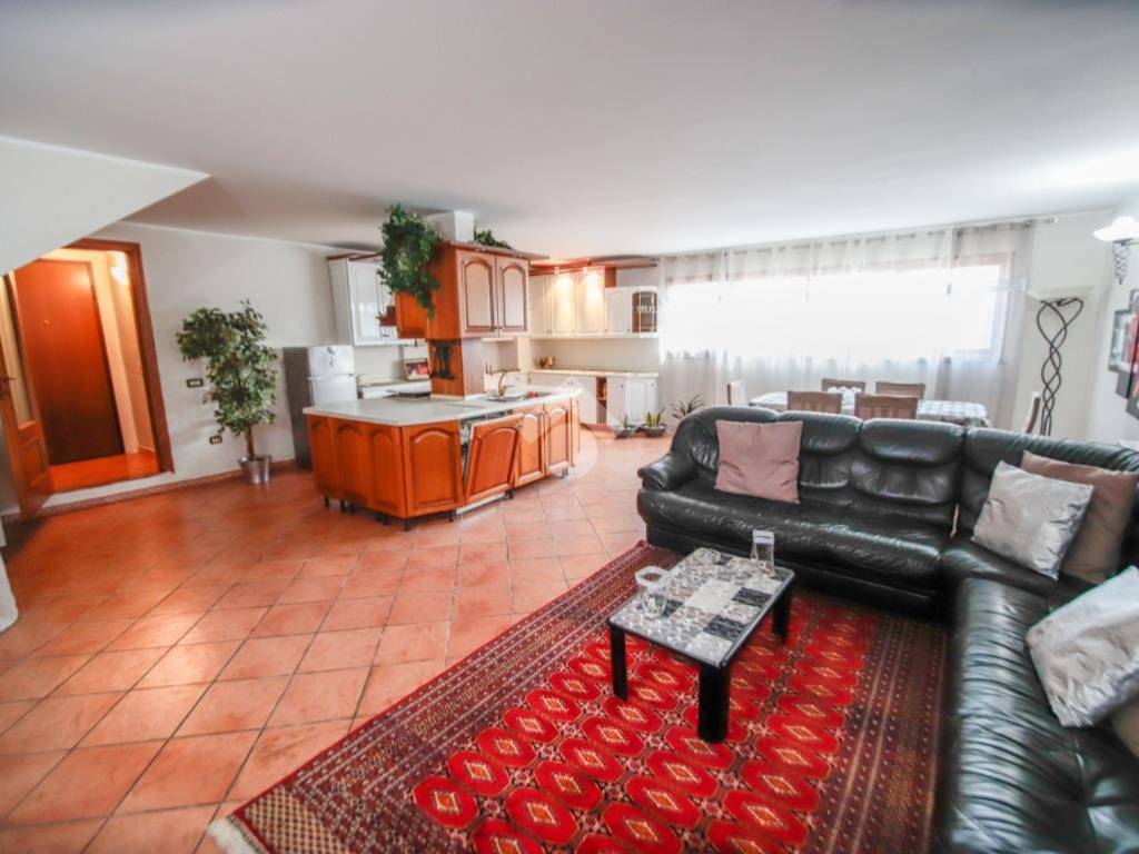 casa indipendente in vendita a Rivarossa