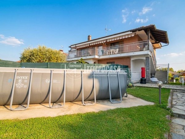 casa indipendente in vendita a Rivarossa