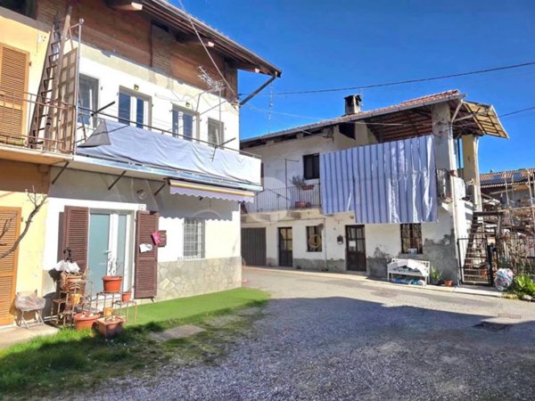 casa indipendente in vendita a Rivarossa